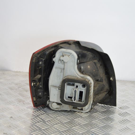 Ліхтар стоп задній правий Volkswagen Polo V (6R, 6C) 2009- Фольксваген Поло 6R0945112B 6R0945096L | Зображення 1