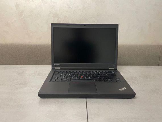 Ноутбук Lenovo ThinkPad T440p / 14" (1600x900) TN / Intel Core i7-4600M (2 (4) ядра по 2.9 - 3.6 GHz) / 16 GB DDR3 / 256 GB SSD / nVidia GeForce GT 730M, 1 GB GDDR3, 128-bit / WebCam / DVD-ROM / Fingerprint б/в + Подарунок Дротова миша / USB | Зображення 2