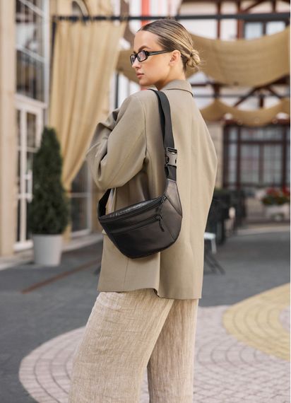 Большая женская кожаная сумка бананка Sambag Tirso Max черная 38×17×6 см (81341101) | Зображення 4