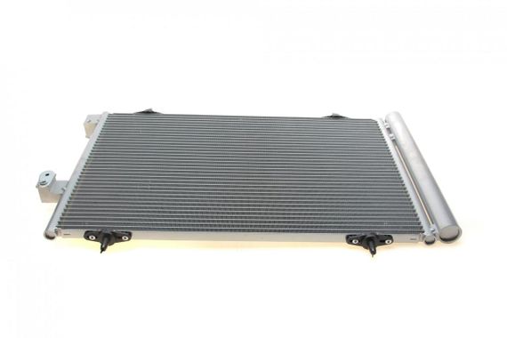 Радіатор кондиціонера Citroen C5 Peugeot 407 508 2.0 HDi 08- 09005274