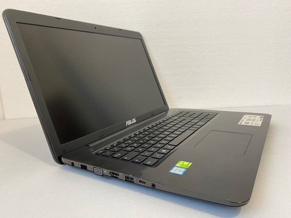 Ноутбук Б-клас Asus R753U / 17.3" (1920x1080) IPS / Intel Core i5-7200U (2 (4) ядра по 2.5 - 3.1 GHz) / 12 GB DDR4 / 240 GB SSD / nVidia GeForce 920MX, 2 GB GDDR3, 64-bit / WebCam / DVD-ROM б/в | Зображення 3