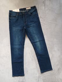 Джинсы прямые мужские