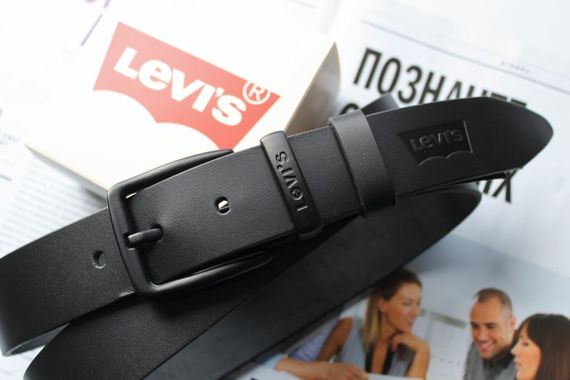 Мужской кожаный ремень с черной пряжкой Levis black | Зображення 1