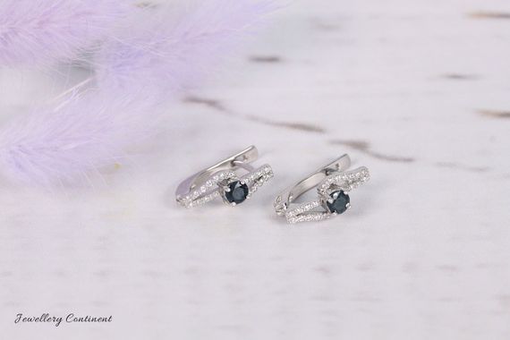 Серьги из белого золота с сапфирами и бриллиантами | Зображення 2