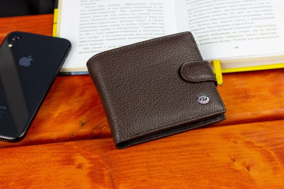 Коричневое мужское портмоне из натуральной кожи с фиксацией ST Leather ST103 | Зображення 7