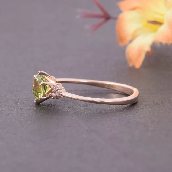 Кольцо из красного золота с хризолитом 20.5 | Зображення 4