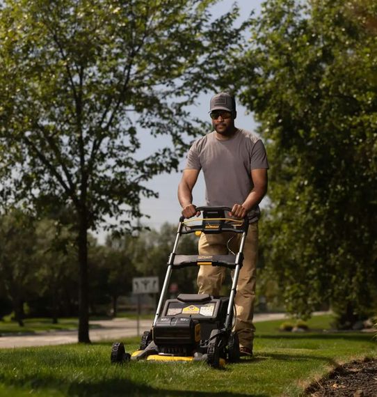 Газонокосарка акумуляторна DeWALT з АКБ та ЗП DCMWP134W2 | Зображення 9