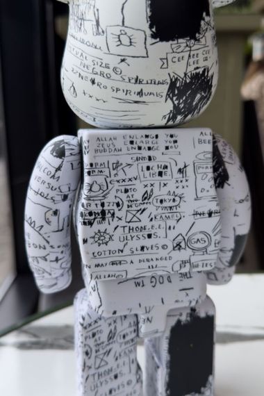 Фигурка Bearbrick дизайнерська статуетка ведмідь Беарбрік 28 см mb038 біла | Зображення 3