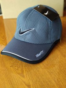 Кепка Nike FIT Темно-сіра Logo вишивка