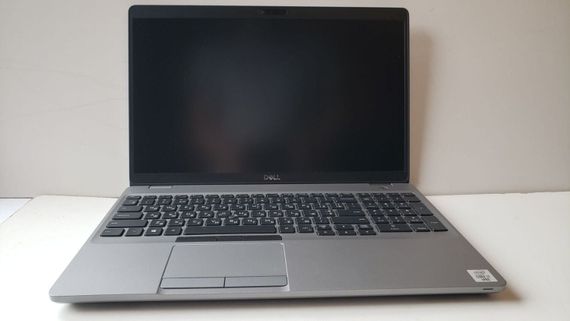 Мобильная рабочая станция Б-класс Dell Precision 3551 / 15.6" (1920x1080) IPS / Intel Core i7-10850H (6 (12) ядер по 2.7 - 5.1 GHz) / 16 GB DDR4 / 512 GB SSD / nVidia Quadro P620, 4 GB GDDR5, 128-bit / WebCam б/у | Зображення 1