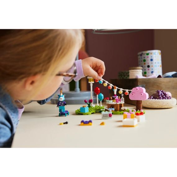 Конструктор LEGO Animal Crossing Вечірка з нагоди дня народження Julian 170 деталей (77046) | Зображення 6