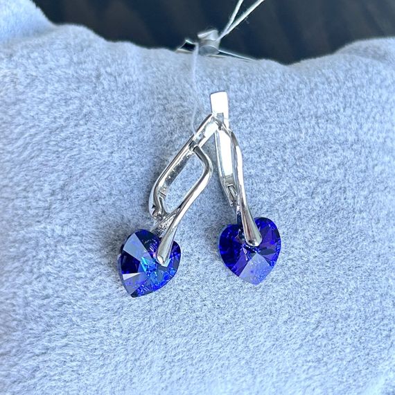 Срібні сережки Серце з кристалами Swarovski (Австрія) синій хамелеон, родовані | Зображення 6