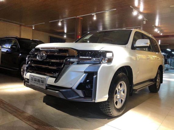 Комплект обвісів 2016-2024 (Limgeni) для Toyota Land Cruiser 200 | Зображення 8