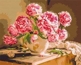 Піони в затишному інтер'єрі