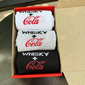 Подарочный набор мужских носков в коробке размер 40-45 3 пары разные цвета ч3бокс039