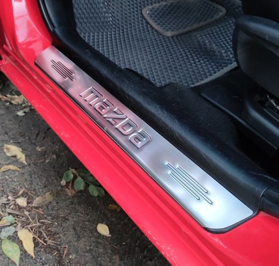 Накладка на пороги Carmos (нерж) 2 накладки, з написом для Mazda 3 2003-2009 рр | Зображення 2