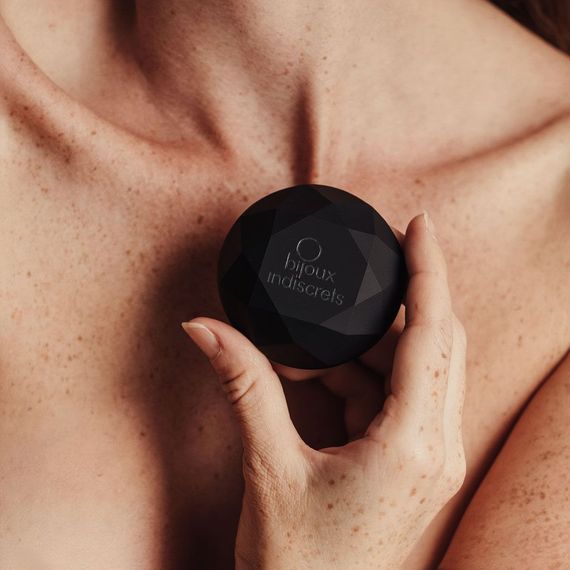 Вибромассажер бриллиант Bijoux Indiscrets - Twenty One Black, стильный аксессуар для дамской сумочки, Черный | Зображення 4