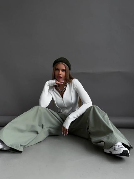 Женские широкие штаны парашюты оверсайз с затяжками снизу SS517 цвет оливковый, размер onesize 42/46 | Зображення 2