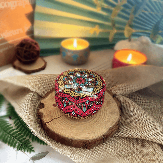 Аромасвічка з соєвого воску в металевій банці Чорний чай-абрикос 60г Без бренду 58589-3 | Зображення 1