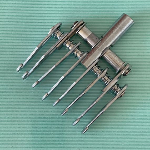 Грейфер тяговий, гребінка на 6 гаків Monch