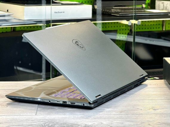 Ігровий ноутбук MSI Cyborg A17 / 17.3" (1920x1080) IPS / AMD Ryzen 7 260 (8 (16) ядер по 3.8 - 5.1 GHz) / 16 GB DDR5 / 1000 GB SSD NVMe / nVidia GeForce RTX 5050, 8 GB GDDR7, 128-bit / WebCam / Win 11 б/в | Зображення 4