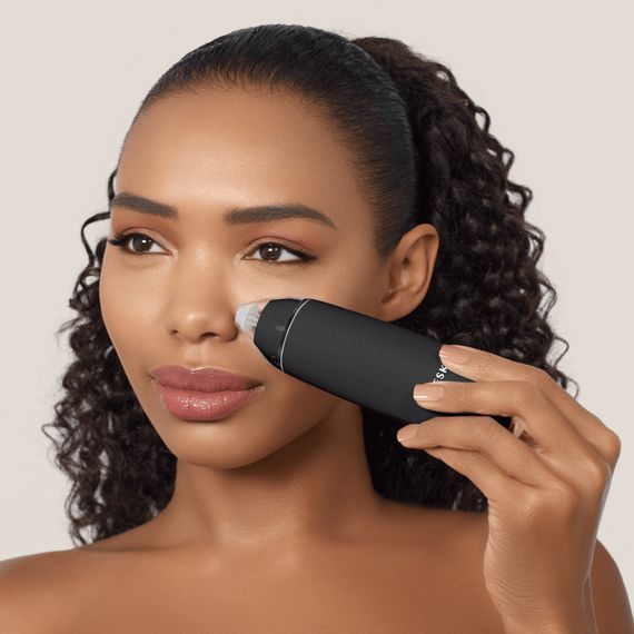 Мікродермабразійний пристрій для видалення чорних цяток GESKE MicroDermabrasion Blackhead Remover 7в1 starlight, Сірий | Зображення 3