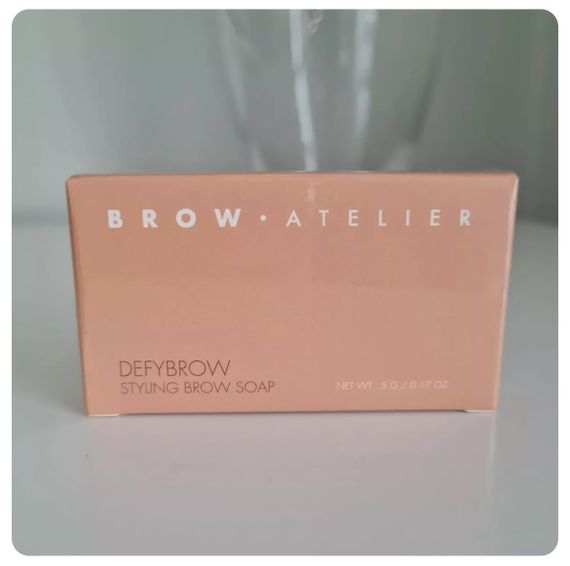 Мило для брів Brow Atelier Styling  Мило для брів із довготривалою гнучкою фіксацією