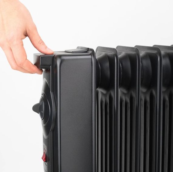 Масляный обогреватель BLACK+DECKER 1500 Вт, площадь обогрева 15 кв.м., напольный, черный (BXRA1500E) | Зображення 2