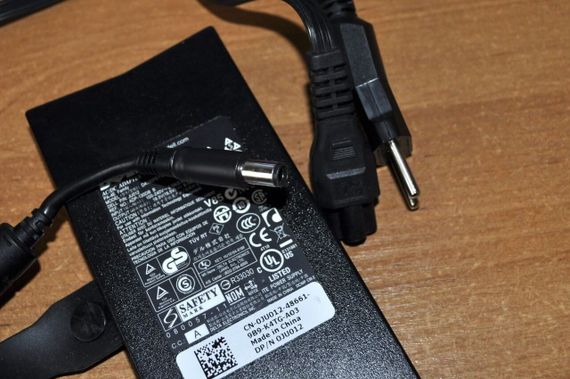 Блок питания для ноутбука Dell DA130PE1-00 / 130 W / 19.5 V / 6.7 A / 7.4 x 5.0 mm б/у | Зображення 5