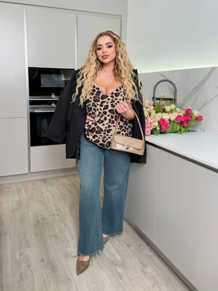 Женская летняя шелковая майка-топ на тонких бретелях BR1581 цвет леопардовый, размер 56/58 | Зображення 3