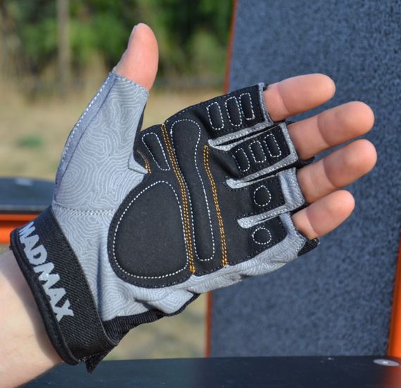 Рукавички для фітнесу MadMax MFG-871 Damasteel Grey/Black S | Зображення 4