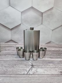 Комлект рюмка и фляга   продажа только с товарам военной тиматики