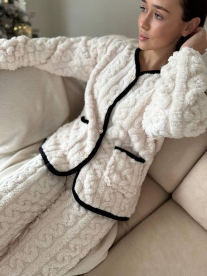 Махрова тепла піжамка на ґудзиках | Зображення 3