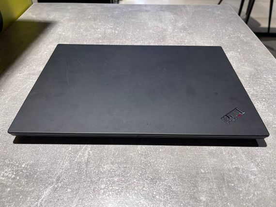 Ультрабук Lenovo ThinkPad T490 / 14" (1920x1080) IPS / Intel Core i5-8250U (4 (8) ядра по 1.6-3.4 GHz) / 8 GB DDR4 / 480 GB SSD / UHD Graphics 620 / WebCam б/у | Зображення 4