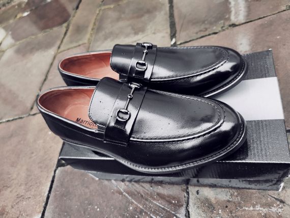 Чорні туфлі без шнурівок 44 розмір