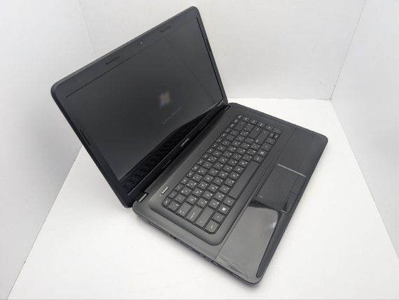 Ноутбук HP Compaq CQ58 / 15.6" (1366x768) TN / AMD E1-1500 (2 ядра по 1.4 GHz) / 6 GB DDR3 / 750 GB HDD / AMD Radeon HD 7310 Graphics / WebCam / DVD-ROM  б/у | Зображення 5