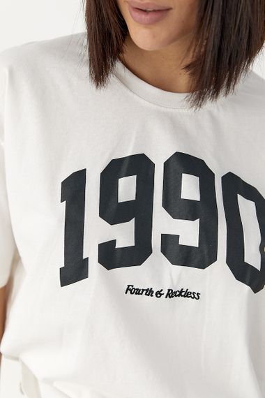 Футболка oversize з принтом 1990 - молочний цвет, ONE SIZE (є розміри) | Зображення 3