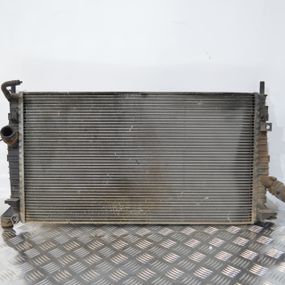 Радіатор охолодження двигуна Volvo C30 C70 S40 V50 2003-2012 Радіатор мотору Вольво ц30 ц70 с40 в50 3M5H8005TL