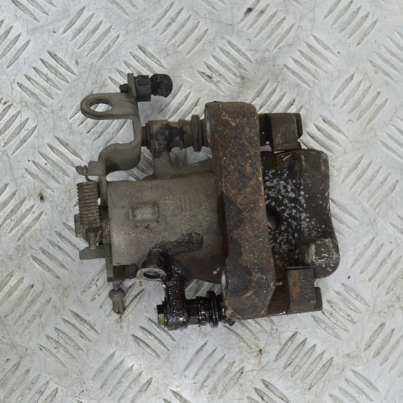 Супорт гальмівний задній лівий Peugeot Partner B9 2008-... Пежо Партнер Б9 9803120580 | Зображення 2