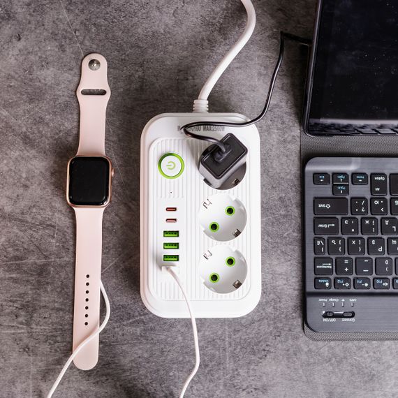 Мережевий фільтр кабель 2,7 м подовжувач F16 на 3 розетки 4 usb 2 type-c та кнопкою відключення Білий HP-5-19 | Зображення 1