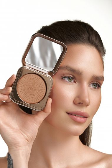 Бронзер ZOLA Natural Bronze Glow - 02 Tan Bronze (8.5 g) | Зображення 5