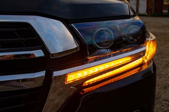 Вії з LED (2016-2024) для Toyota Land Cruiser 200 | Зображення 1