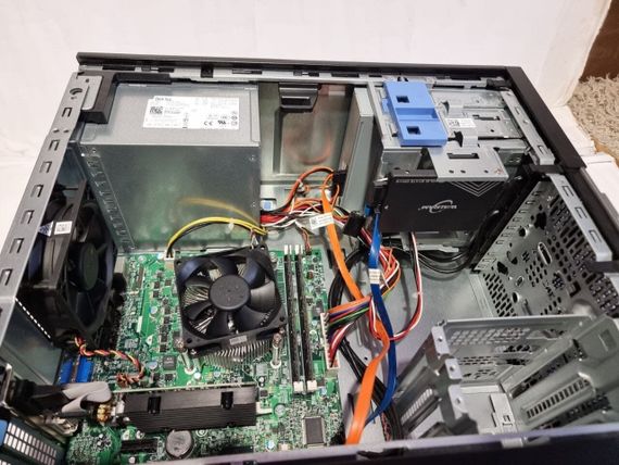 ПК Dell OptiPlex 3010 Tower / Intel Core i5-3450 (4 ядра по 3.1 - 3.5 GHz) / 8 GB DDR3 / 128 GB SSD / nVidia GeForce 8400 GS, 512 MB DDR3, 64-bit / DVD-RW б/у | Зображення 5