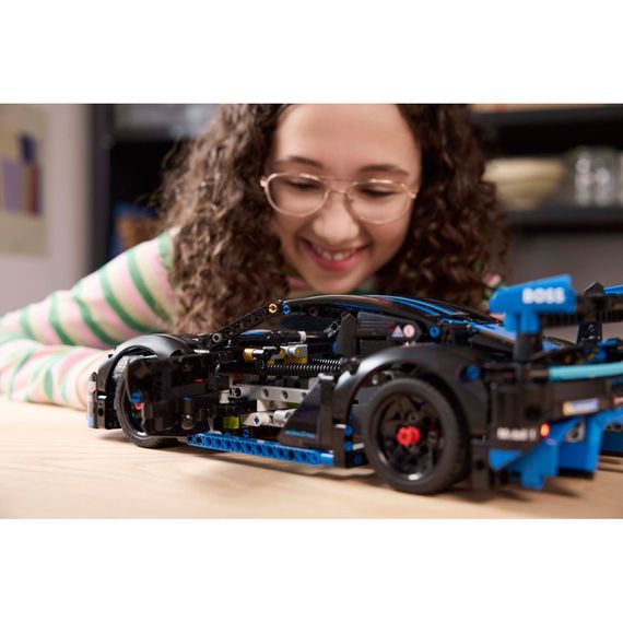 Конструктор LEGO Technic Автомобіль для перегонів Porsche GT4 e-Performance (42176) | Зображення 7