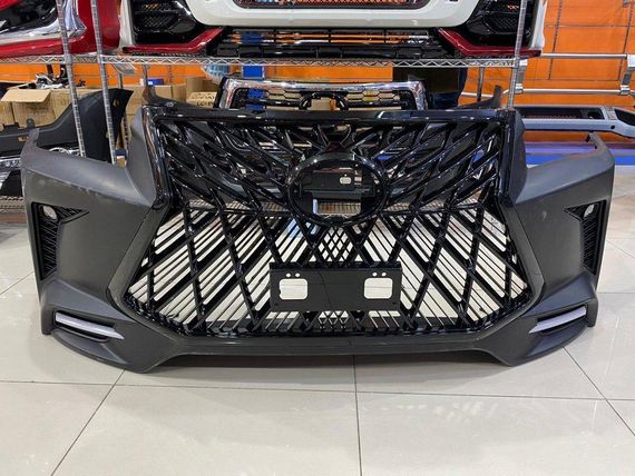 Передний бампер Lexus-design V1 для Toyota Hilux 2015↗ гг. | Зображення 1