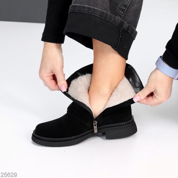 Стильные замшевые черные ботинки с утеплителем низкий ход | Зображення 7