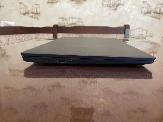 Ультрабук Lenovo IdeaPad 5 15ITL05 / 15.6" (1920x1080) IPS / Intel Core i7-1165G7 (4 (8) ядра по 2.8 - 4.7 GHz) / 12 GB DDR4 / 512 GB SSD / Intel Iris Xe Graphics / WebCam б/в | Зображення 3