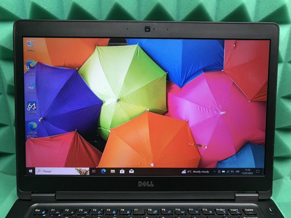 Ноутбук Б-класс Dell Latitude 5480 / 14" (1920x1080) IPS / Intel Core i5-7300U (2 (4) ядра по 2.6 - 3.5 GHz) / 8 GB DDR4 / 256 GB SSD / Intel HD Graphics 620 / WebCam / USB 3.1 / HDMI / Windows 10 б/у | Зображення 2