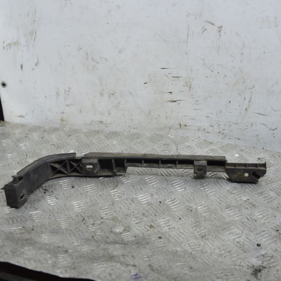 Кронштейн заднього бампера лівий Volkswagen T4 1990-2003 Кріплення заднього бампера Фольксваген т4 7D0807393 | Зображення 1