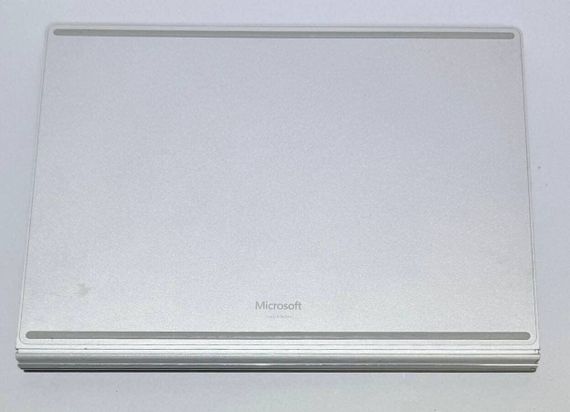 Ультрабук-трансформер Microsoft Surface Book 2 / 13.5" (3000x2000) IPS Touch / Intel Core i5-7300U (2 (4) ядра по 2.6 - 3.5 GHz) / 8 GB DDR3 / 256 GB SSD / Intel HD Graphics 620 / WebCam б/у | Зображення 2